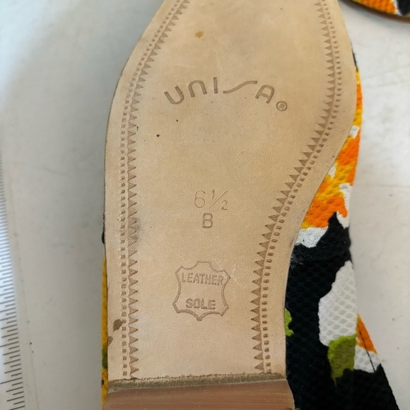 Unisa women’s canvas orange floral print ballet  flats in size 6.5 - Picture 7 of 7